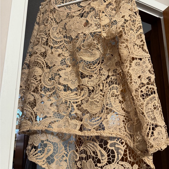 Crochet lace top - Picture 2 of 5